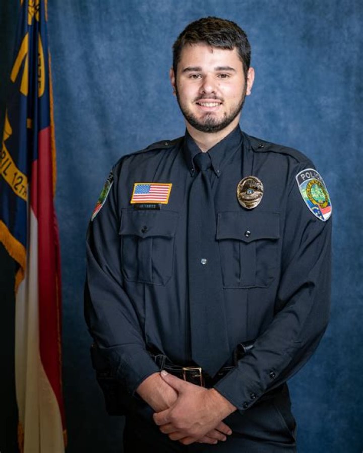 Can I be a reserve police officer?