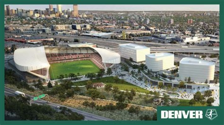 Does Denver have harsh winters?