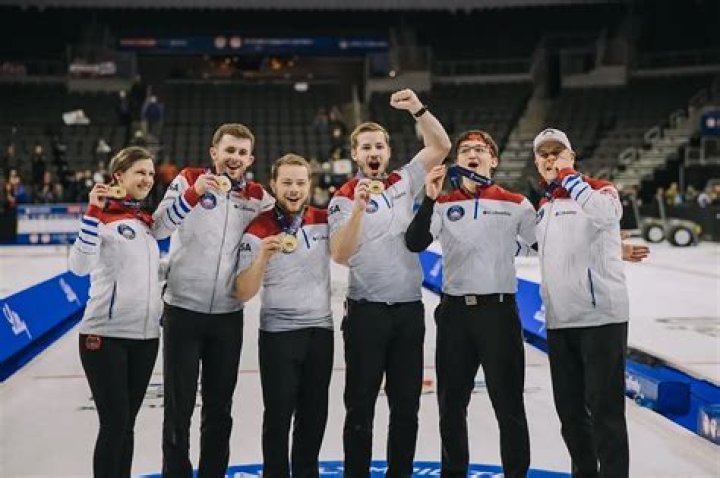 Does Russia have a curling team?