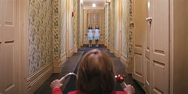 How did they film the hallway scene in Inception?