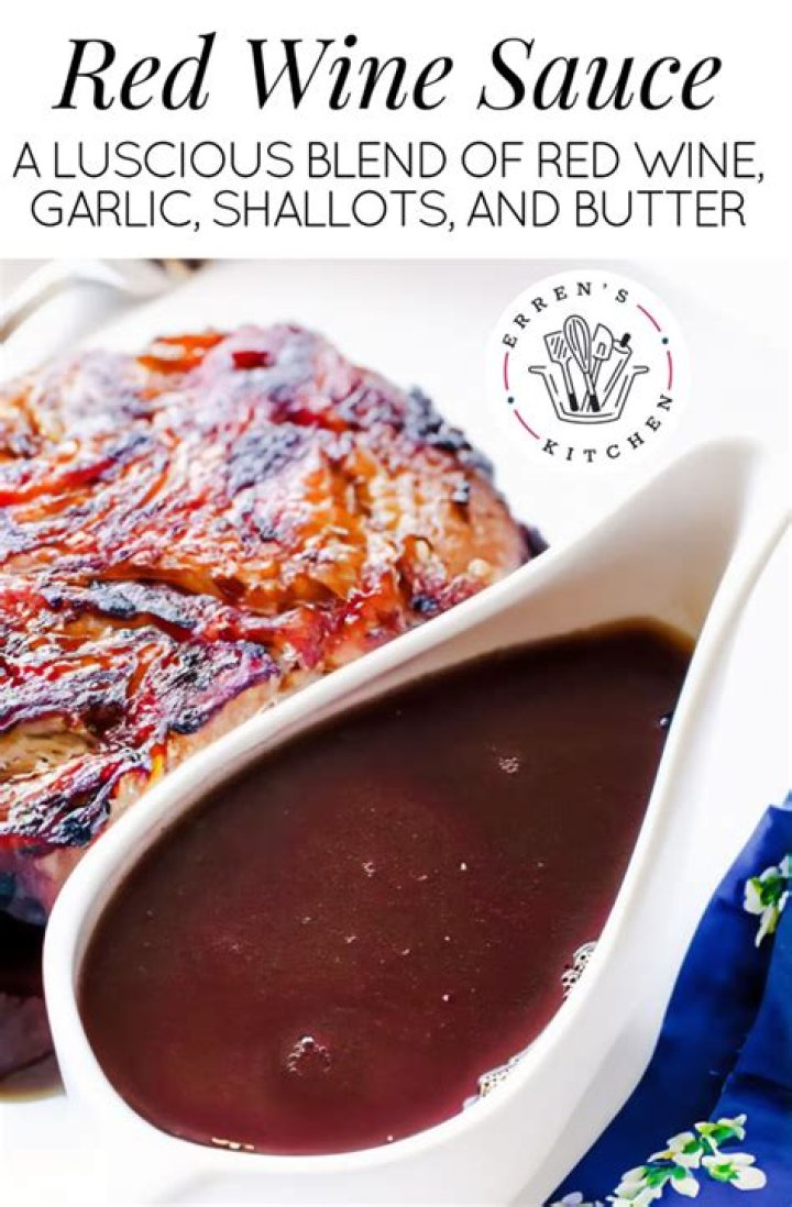How do you thicken a wine reduction sauce?