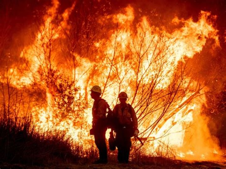 How many jars of wildfire did the pyromancer have?
