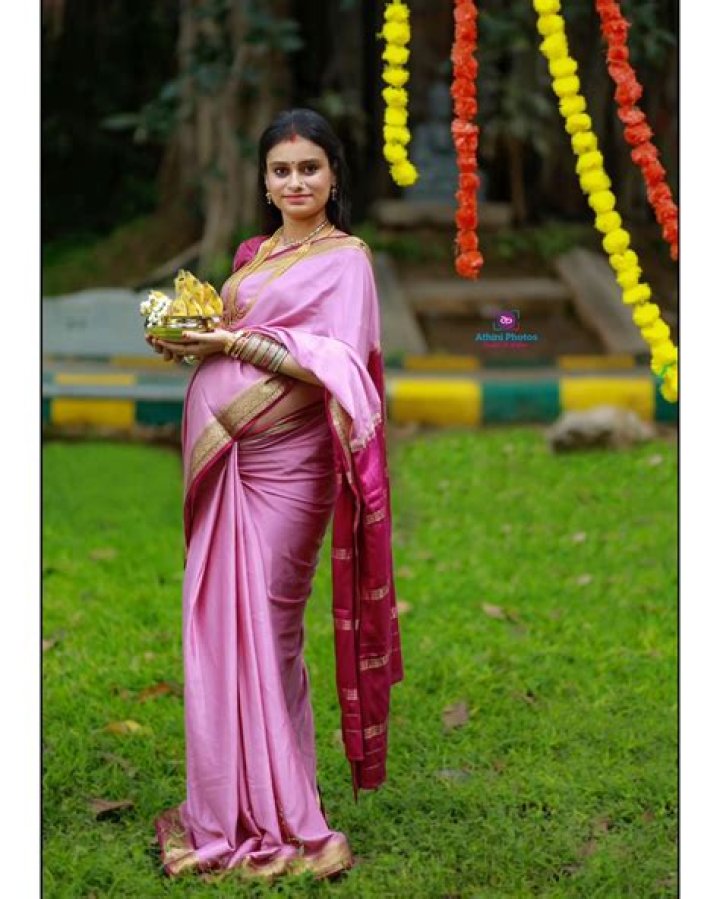 How much does a model photoshoot cost in India?