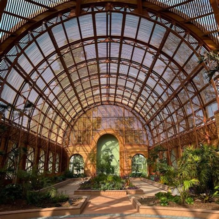 How much does it cost to go to the Botanical Gardens in San Diego?