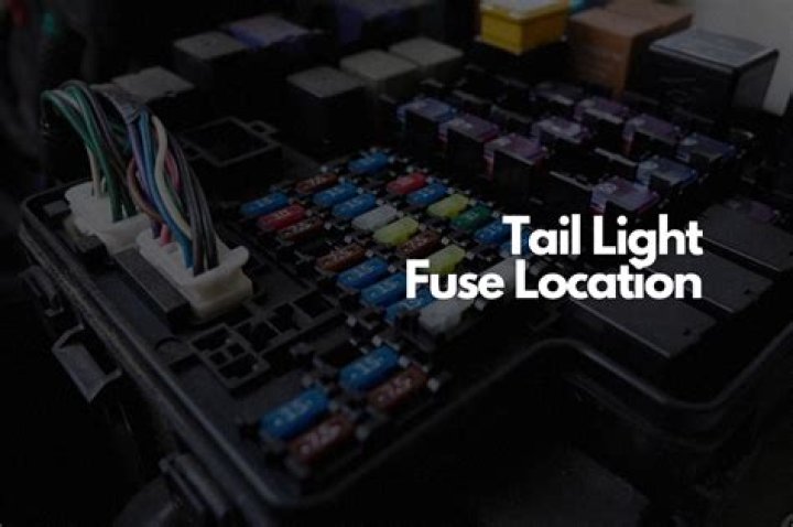 Is there a fuse for dome lights?