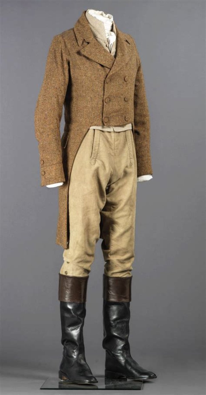 What did slave owners wear in the 1800s?