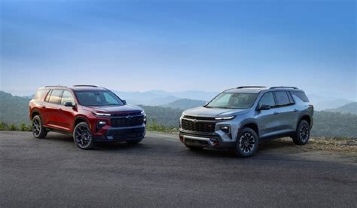 What is the difference between Traverse LT and LS?