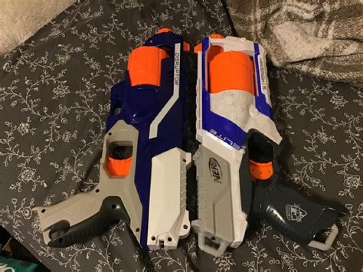 Which is better Nerf disruptor or Strongarm?