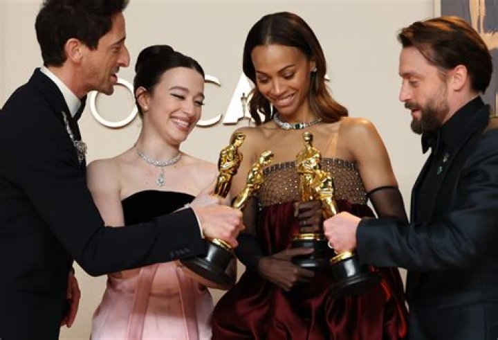 Who is the only person to win 3 Best Supporting Actor awards?