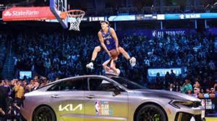 Who won the Slam Dunk Contest in 2010?