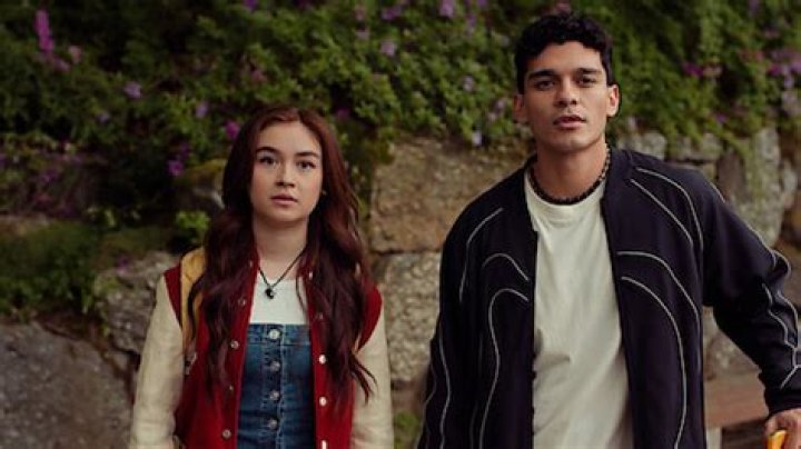 Why did Eben and Stella break up?